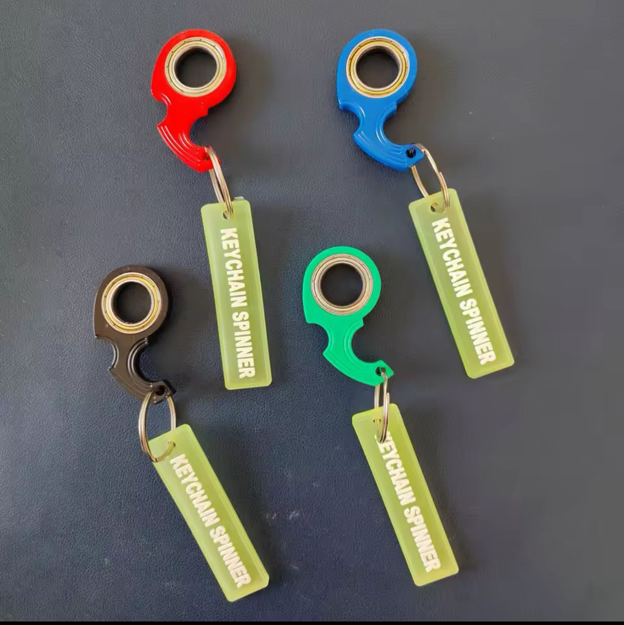 1PC 2024 Hot Sale Karambit Spinner Finger Swivel Claw Knife Keychain High Quality Metal Grain Texture Fidget Spinner Metal Keych