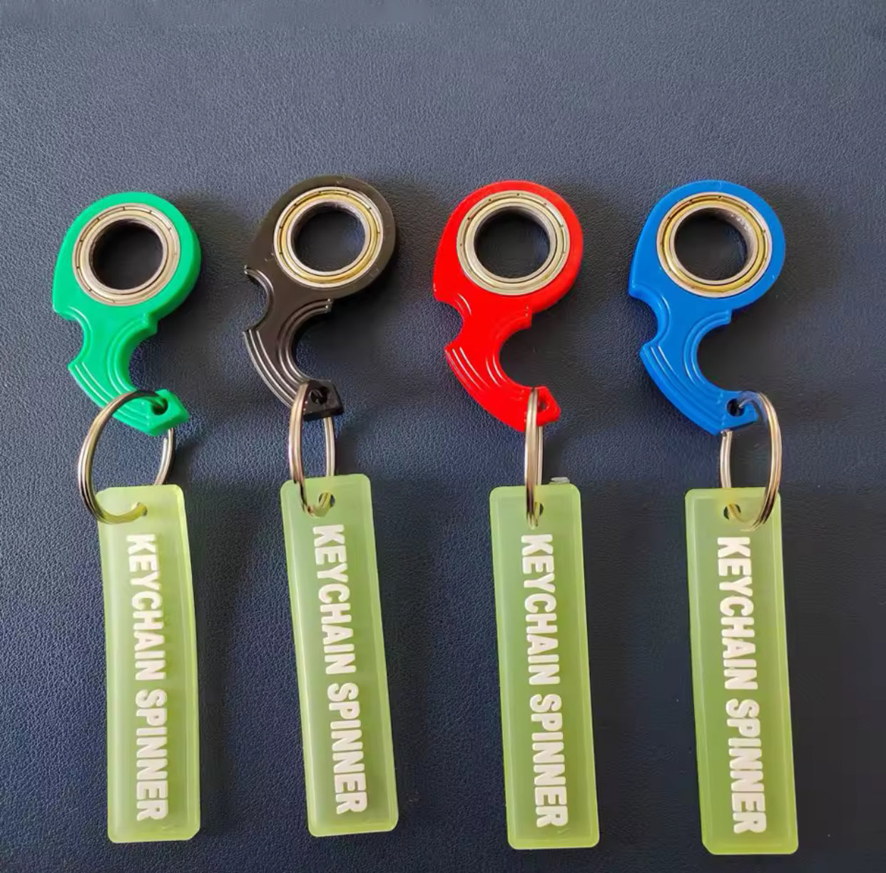 1PC 2024 Hot Sale Karambit Spinner Finger Swivel Claw Knife Keychain High Quality Metal Grain Texture Fidget Spinner Metal Keych